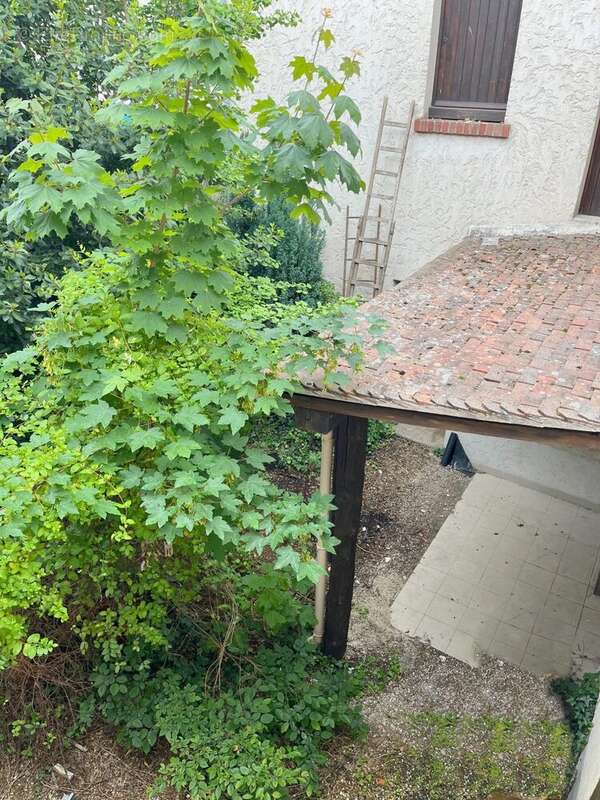 Maison à ISSOU
