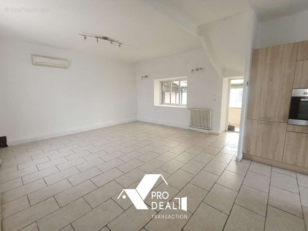 Maison à PONT-DE-CHERUY