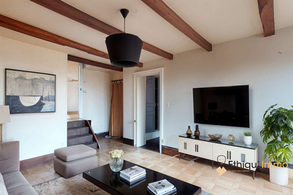 Maison à COLOMBEY-LES-DEUX-EGLISES