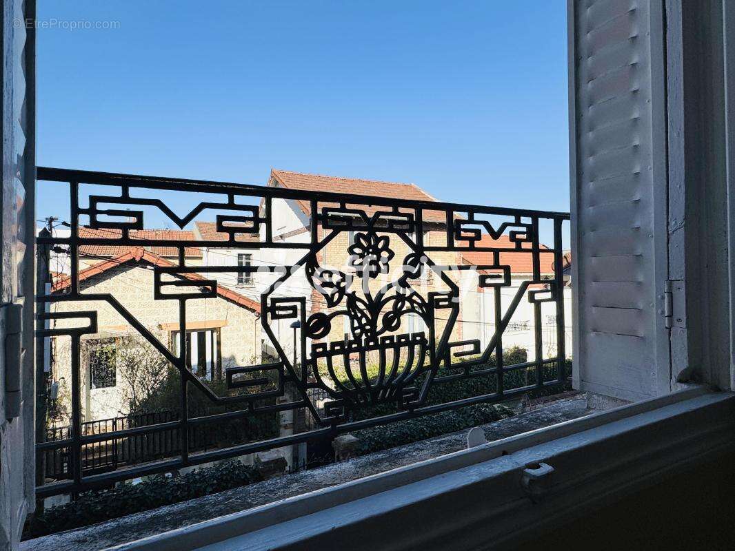 Maison 60 m² à Romainville  - photo 13
