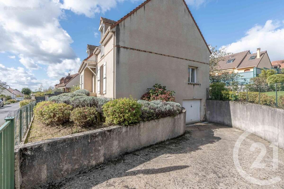 Maison 147 m² à Thorigny-Sur-Marne  - photo 23