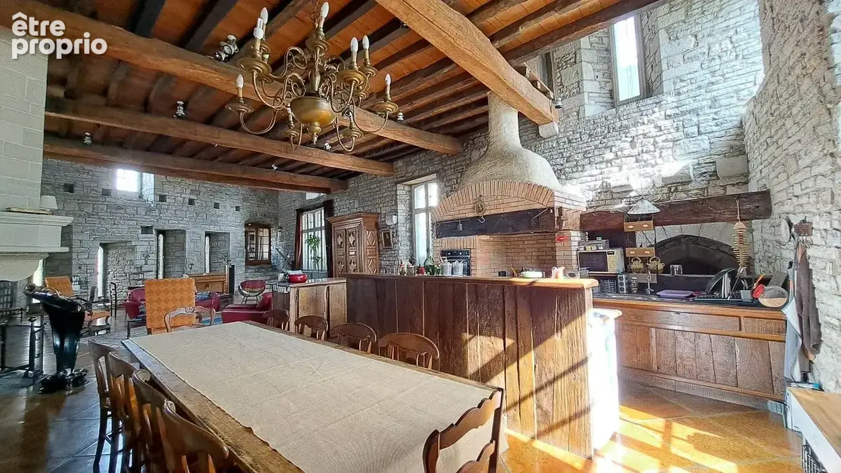 Maison 6 pièces 294 m² à vendre à Sauveterre-De-Bearn (64390) - photo 5