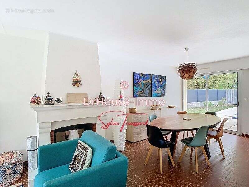 Maison à LE HAILLAN