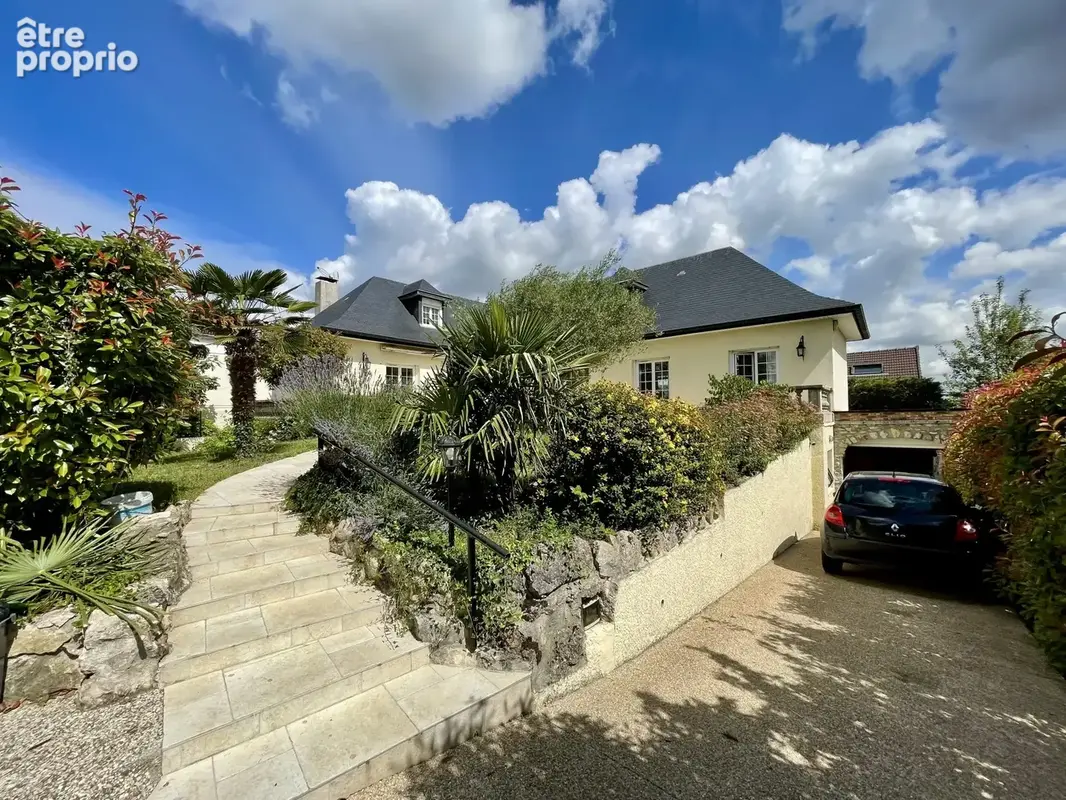 Maison 8 pièces 300 m² à vendre à Montfermeil (93370) - photo 2