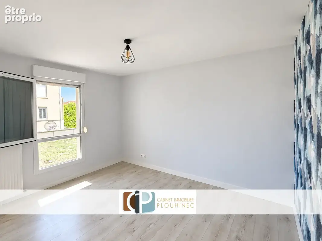 À vendre   Appartement 4 pièces avec terrasse et parking à Charnay-lès-Mâcon - photo 7