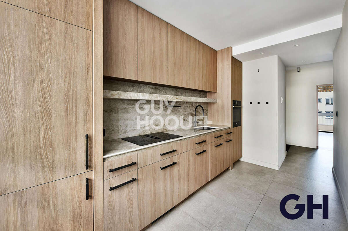 Appartement à LYON-6E