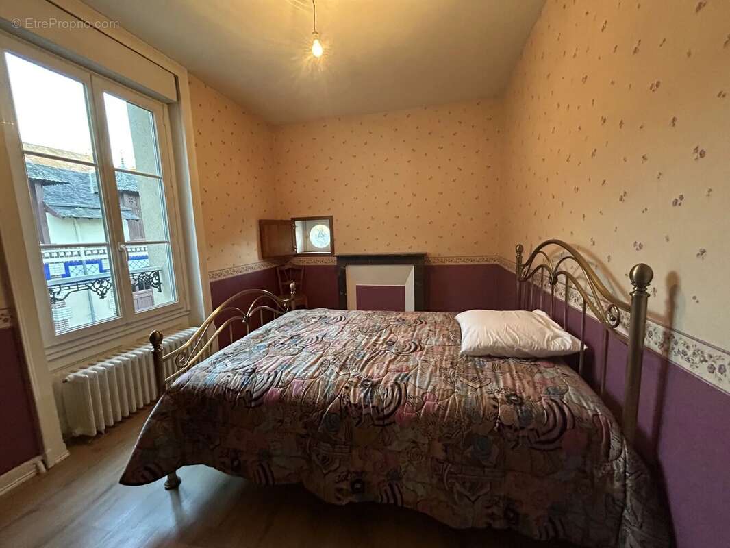 Maison à MORTAGNE-AU-PERCHE