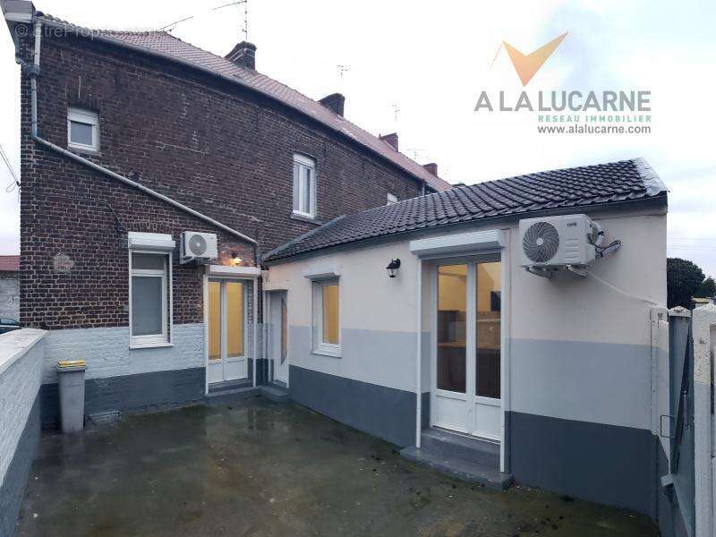 Maison à VIEUX-CONDE