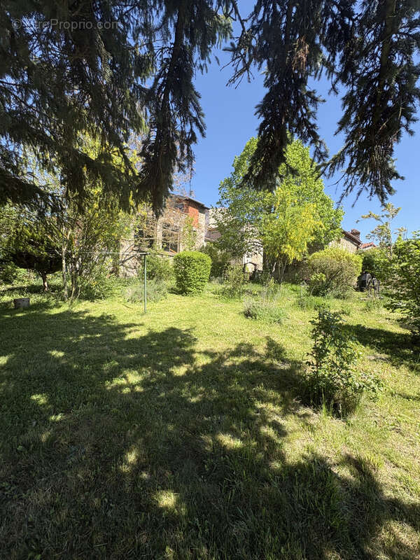 Maison à ISSERTEAUX