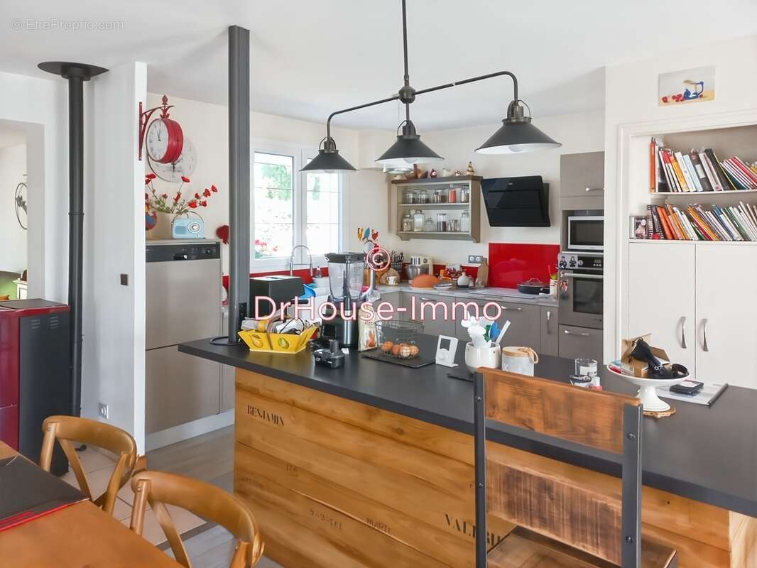 Maison à DOMPIERRE-SUR-MER