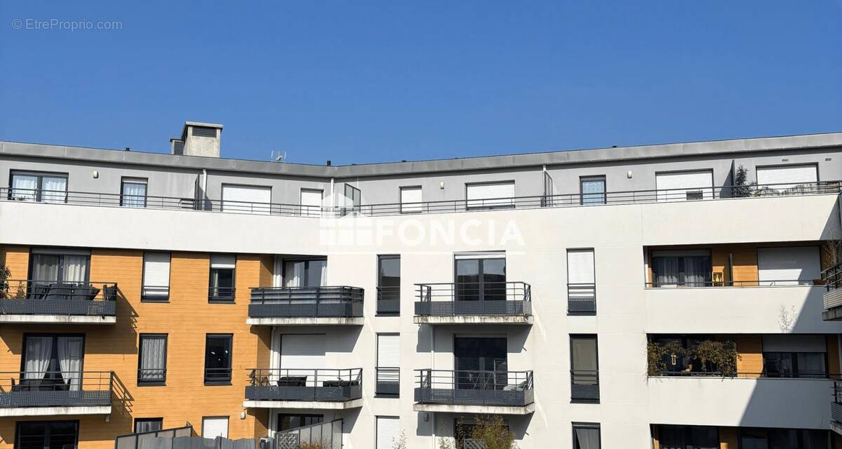 Appartement à SAINT-OUEN-L'AUMONE
