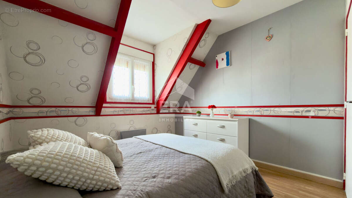 Maison à VIRY-CHATILLON