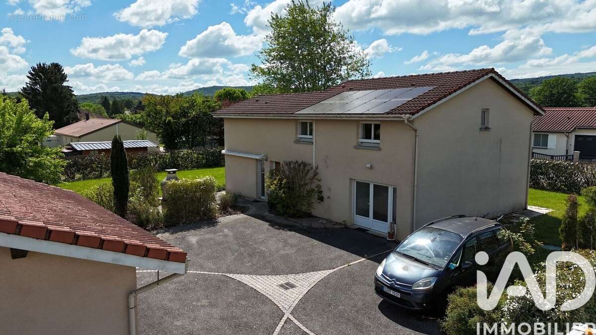 Photo 4 - Maison à VILLEREVERSURE