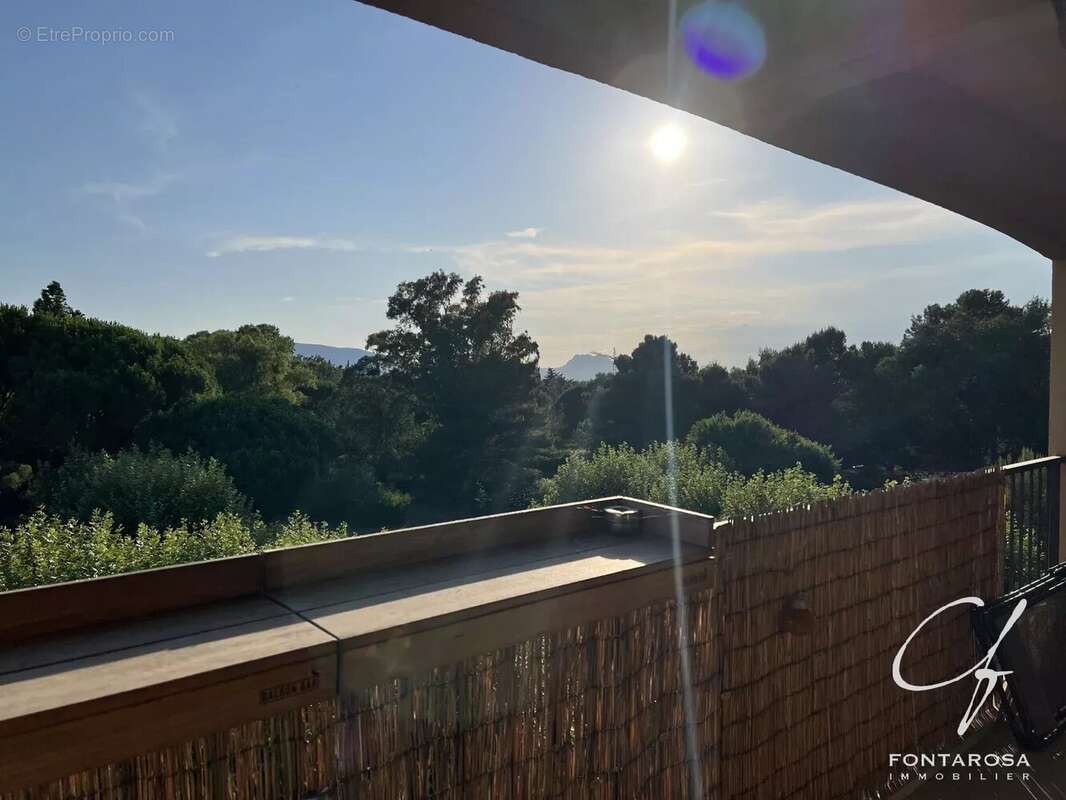 Appartement à FREJUS