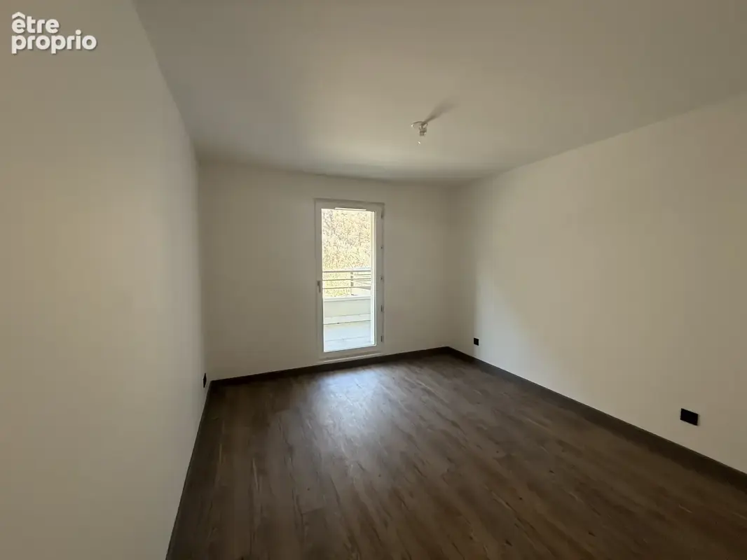 Appartement 3 pièces avec terrasse et stationnement privatif. - photo 5