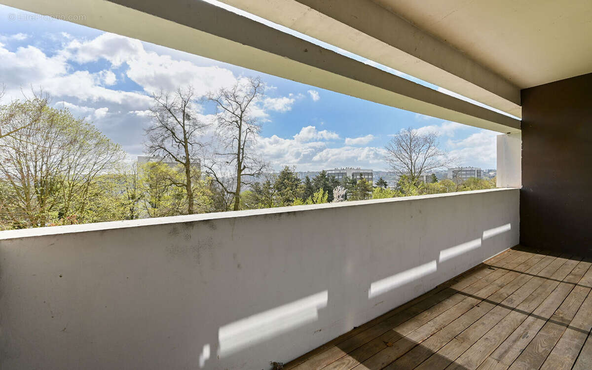 Appartement à LYON-9E