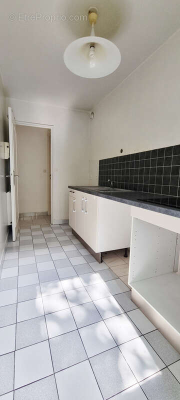 Appartement à PARIS-20E