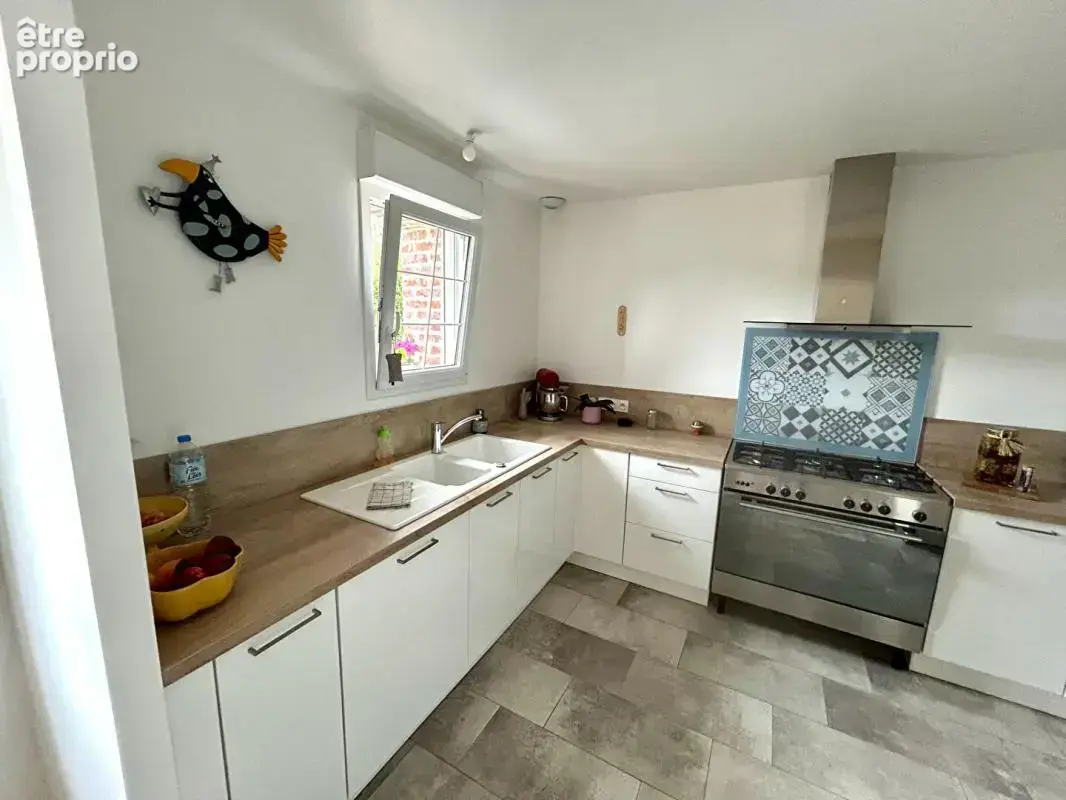 Ensemble immobilier de deux batisses , sur bénouville - photo 4