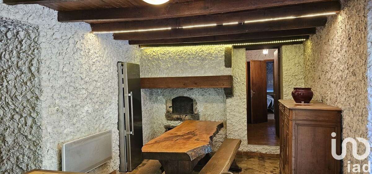 Maison 199 m² à Lortet  - photo 6
