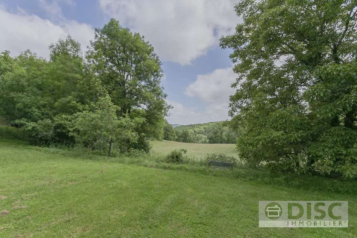 Maison à SAINT-MICHEL-DE-VAX