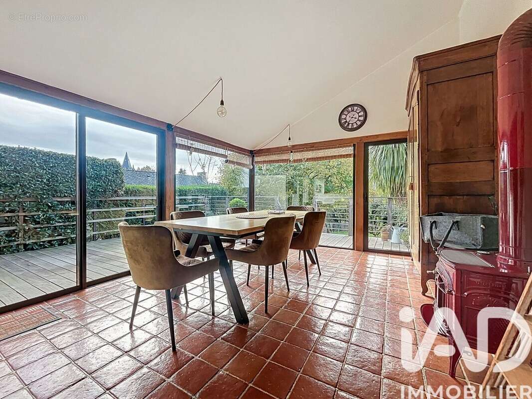 Photo 2 - Maison à LA VILLE-ES-NONAIS