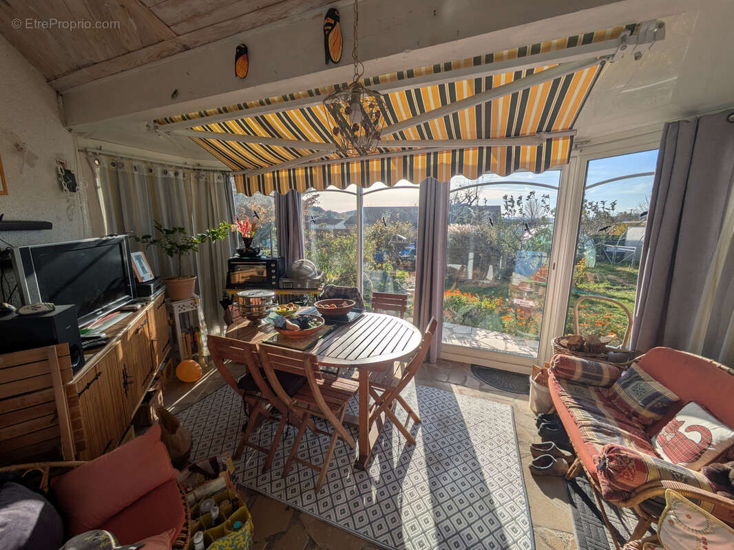 Maison à SAINT-VICTOR