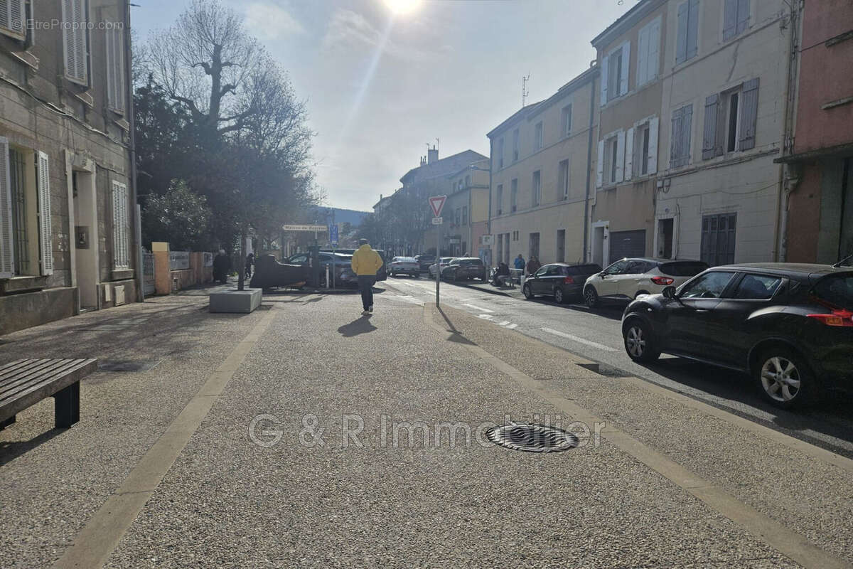 Appartement 120 m² à Aubagne  - photo 7
