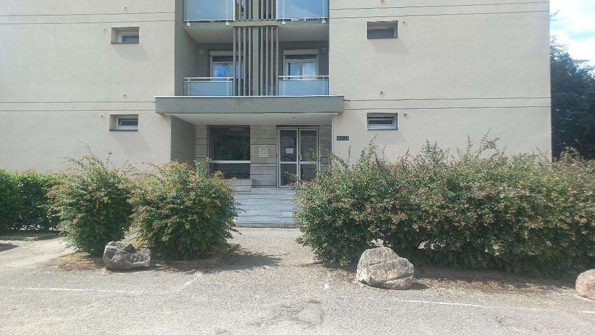   - Appartement à VIENNE