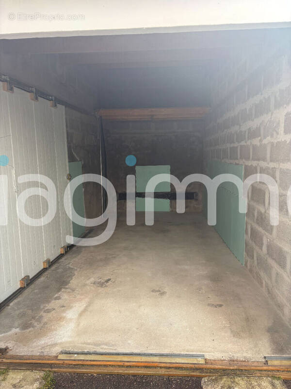 Parking à LES SABLES-D'OLONNE