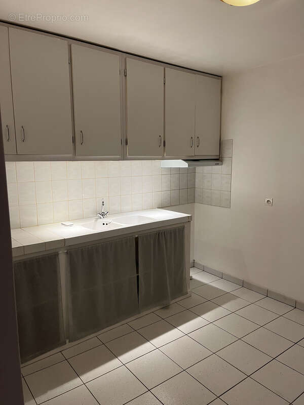 Maison à MONTAIGU-DE-QUERCY