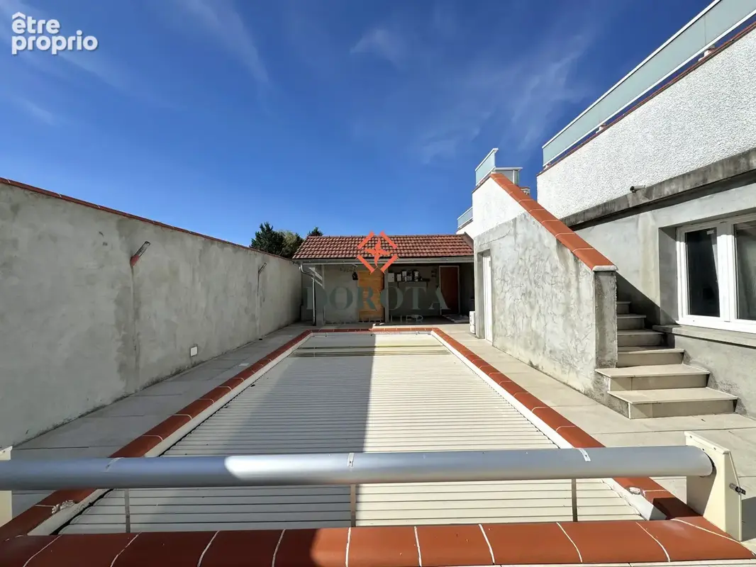 Maison 8 pièces 191 m² à vendre à Laissaud (73800) - photo 8