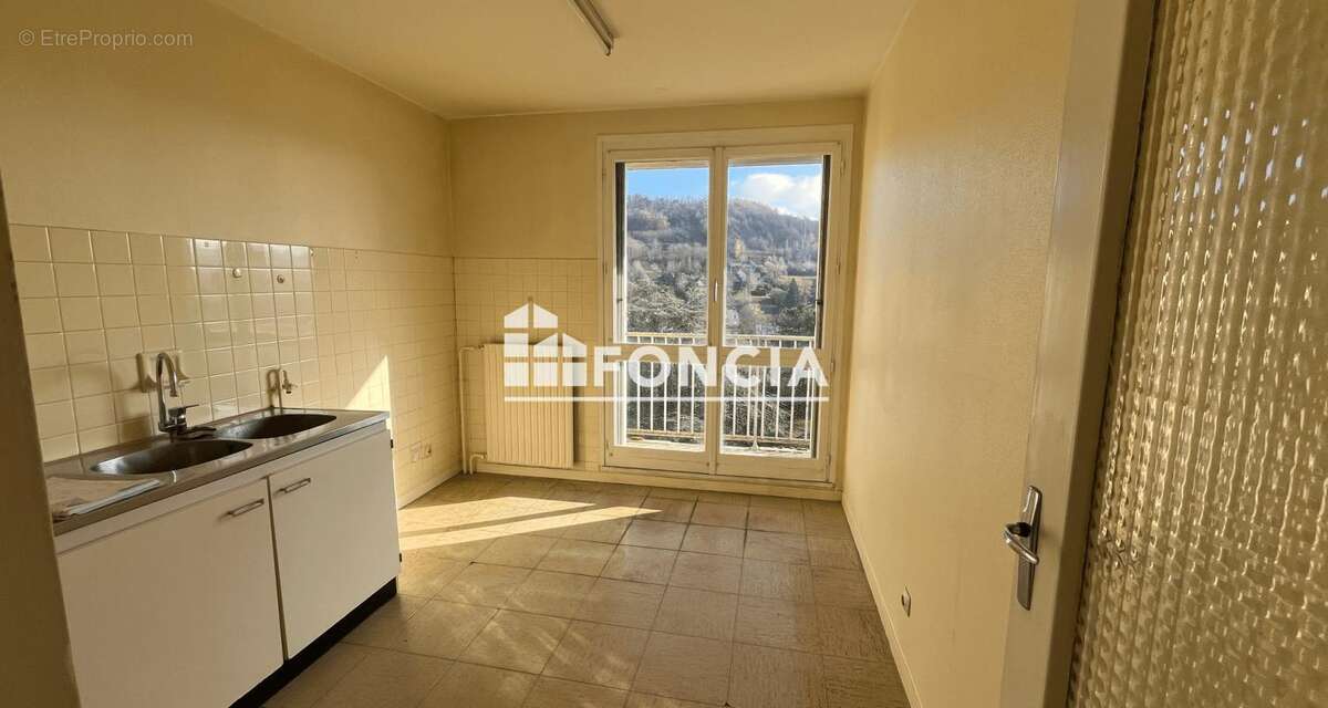 Appartement à BOURGOIN-JALLIEU