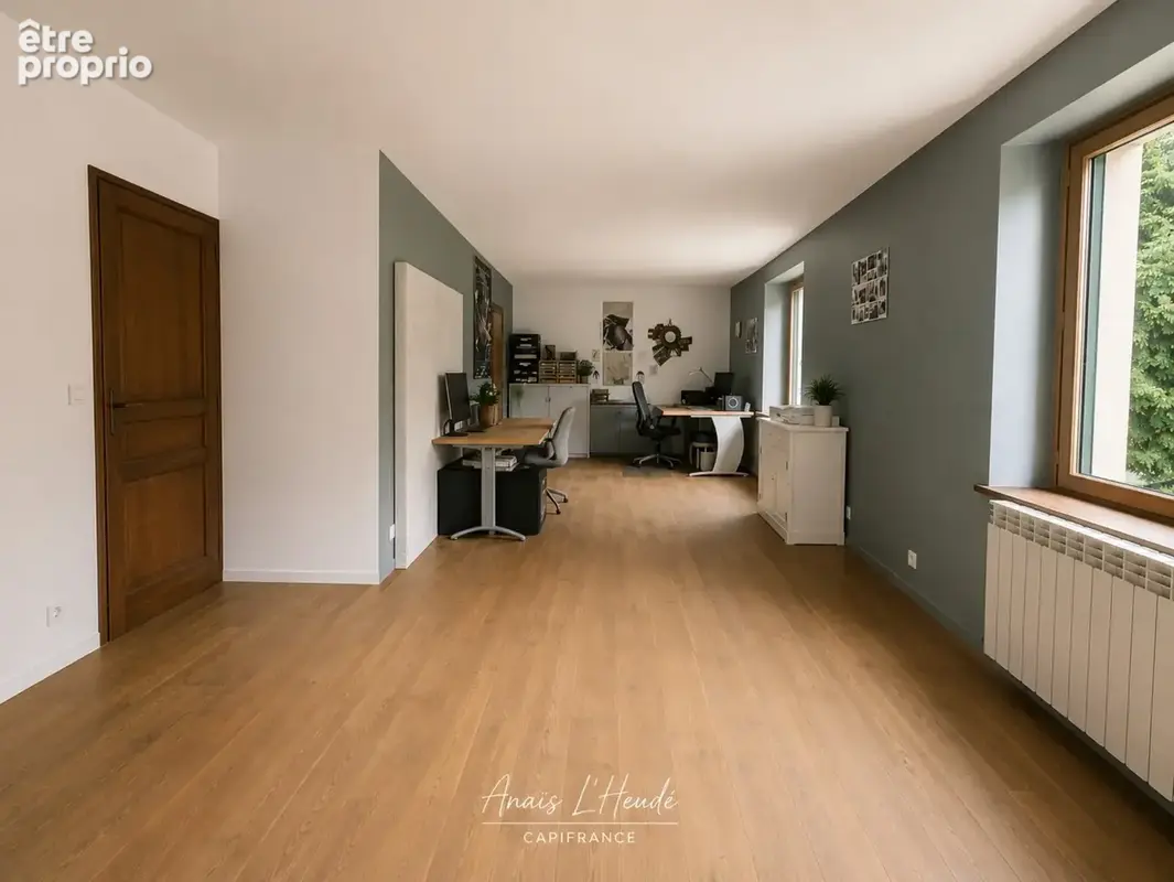 Propriété d’exception – près de 300 m² – 2,7 hectares – installations equestres - logements independants - photo 11