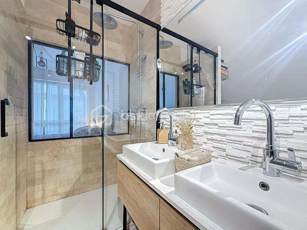 Appartement à RUEIL-MALMAISON