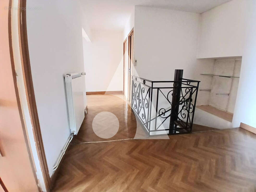 Charmante maison familiale avec projet gîte possible - AUTIGNY-LA-TOUR - photo 8