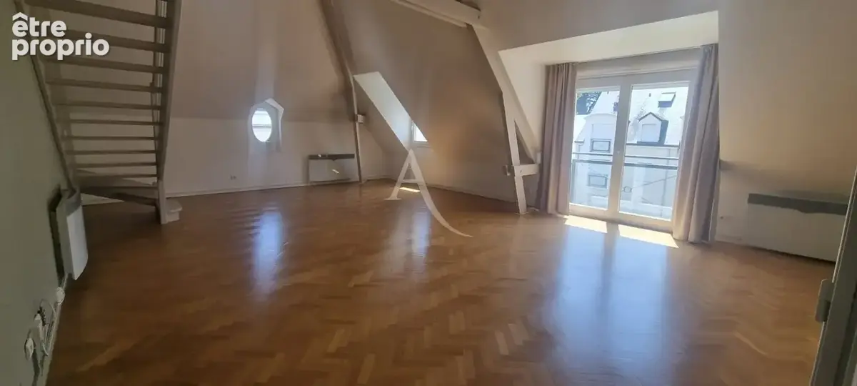 Appartement d'exception de 135 m²  Quartier Préfecture / Halles aux grains  Blois 6 pièce(s) 135 m2 - photo 2