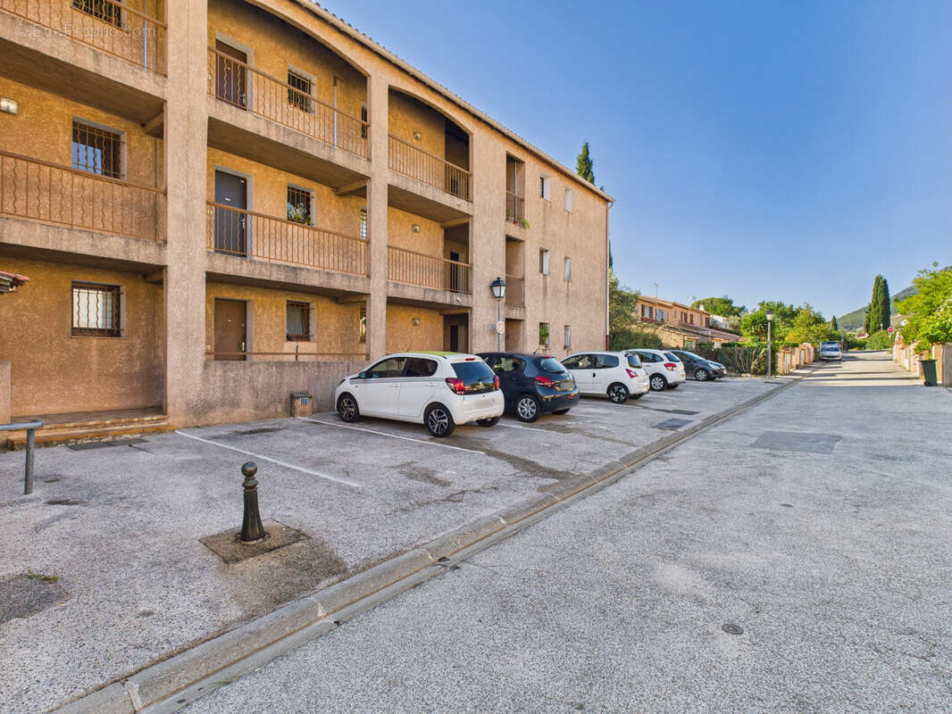 Appartement à LA FARLEDE