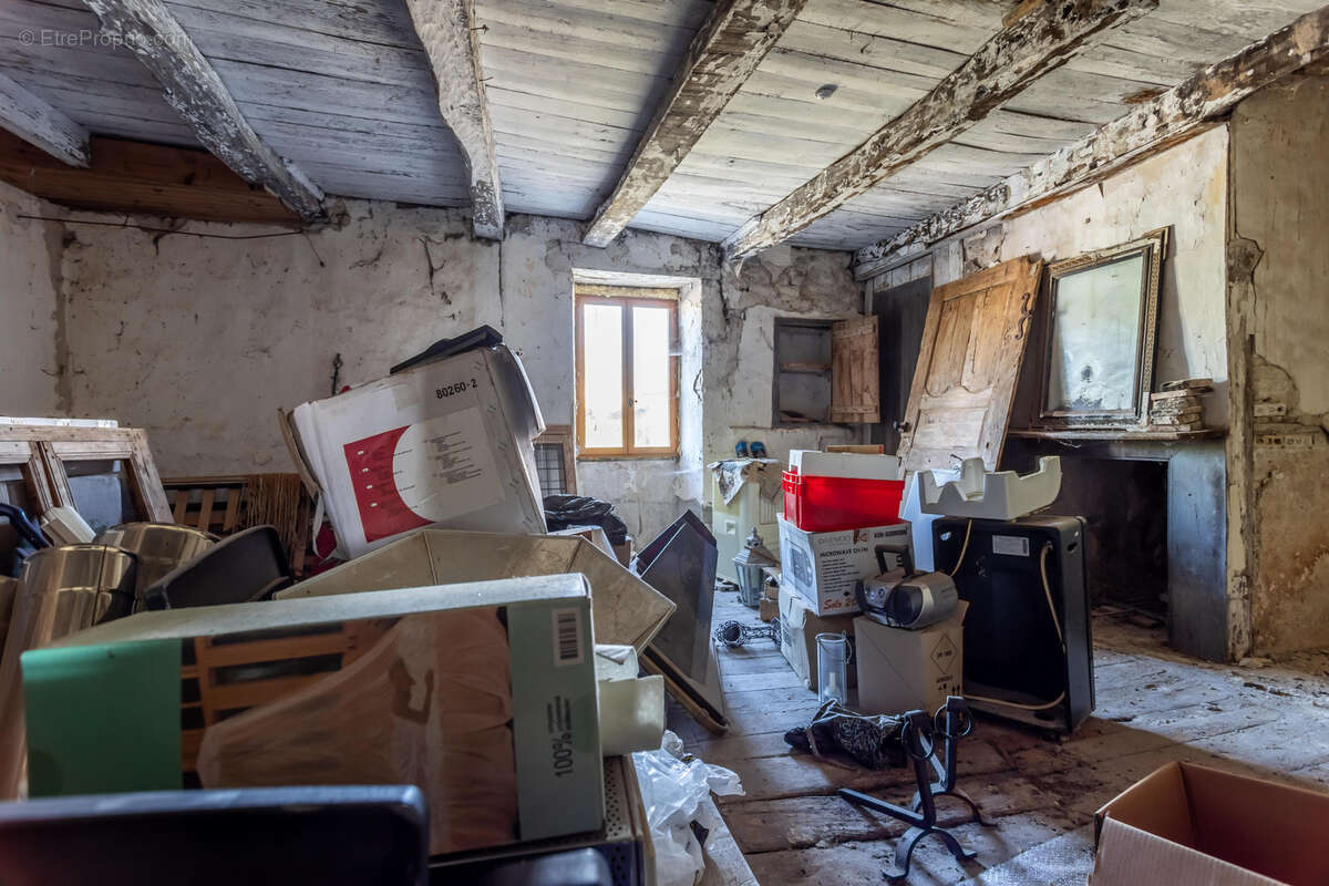 Maison de campagne avec deuxième maison à rénover - photo 17