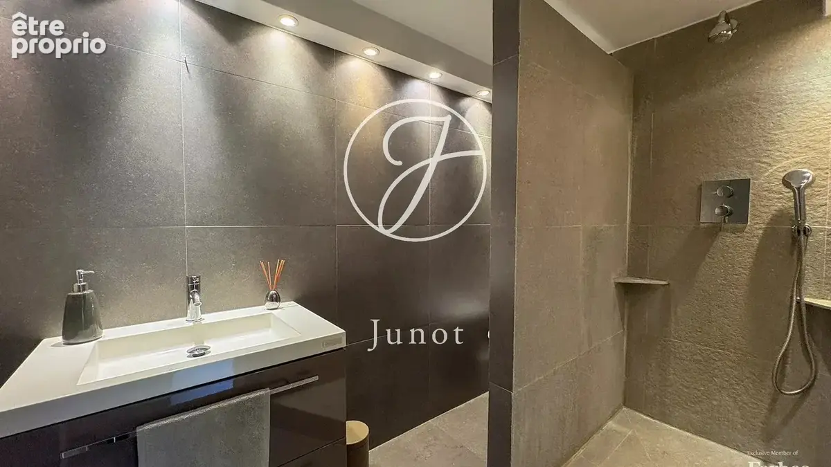 Villeneuve d’ascq – BRIGODE – Maison semi-plain-pied – 4 pièces - 108m² - 3 chambres – Terrasse – Jardin - garage - photo 5