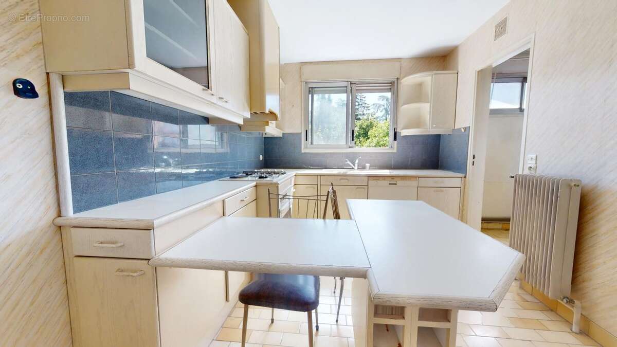 Appartement à TASSIN-LA-DEMI-LUNE