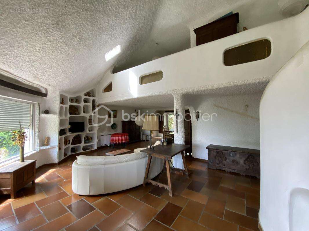 Maison à MAINVILLIERS
