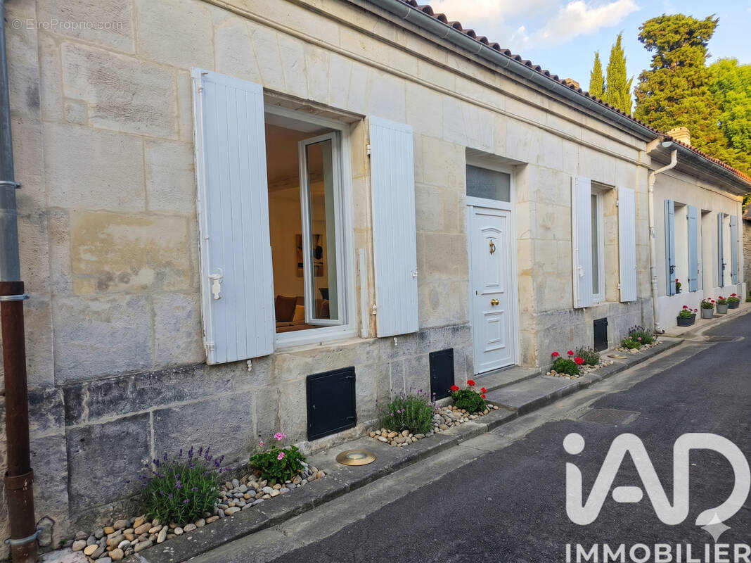 Photo 1 - Maison à COGNAC