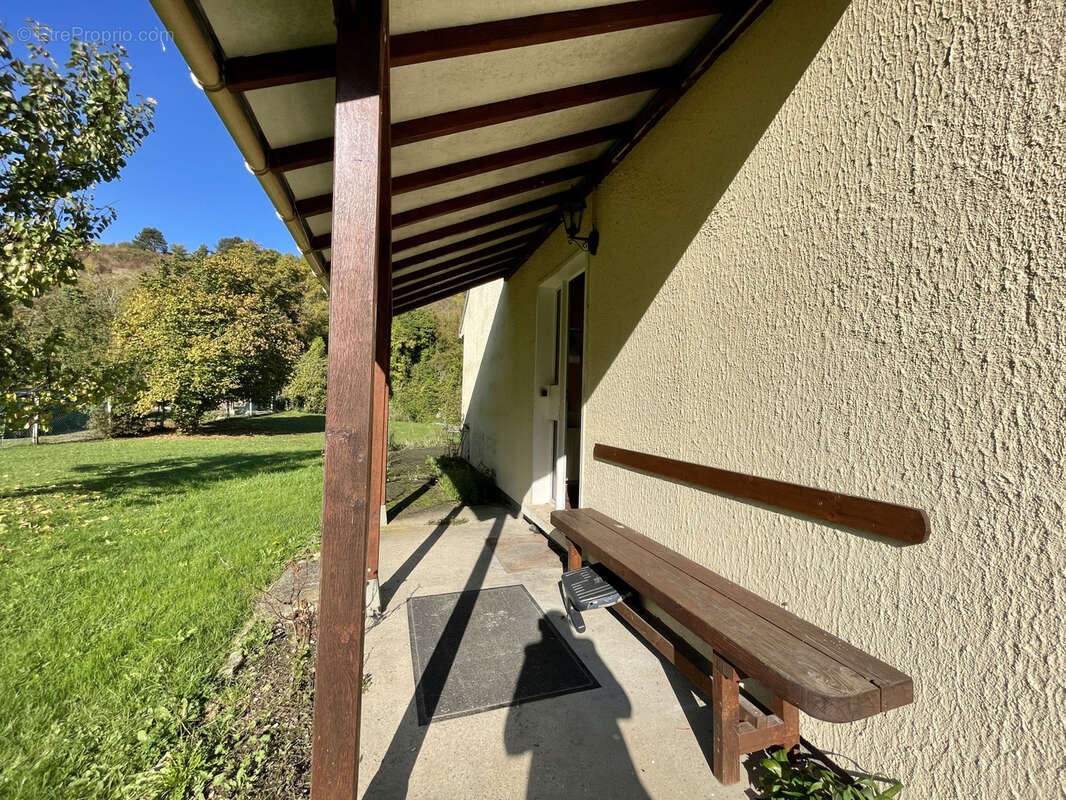 Maison à FONTAINE-SOUS-JOUY