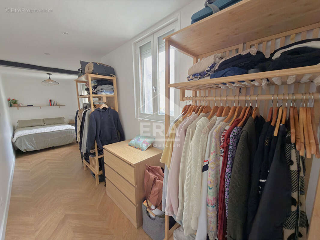 Appartement à GUIGNES