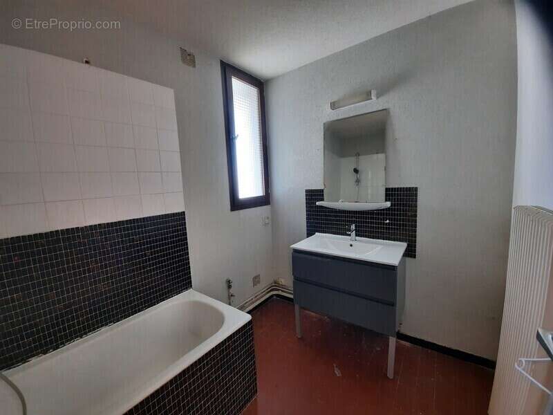 ALBI appartement de type 4 avec garage - photo 5