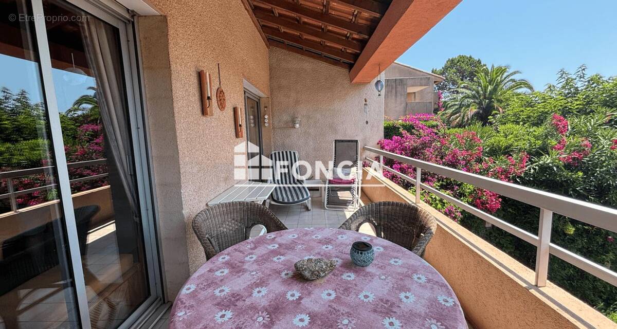 Appartement à RAYOL-CANADEL-SUR-MER