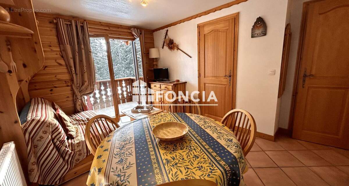 Appartement à HAUTELUCE