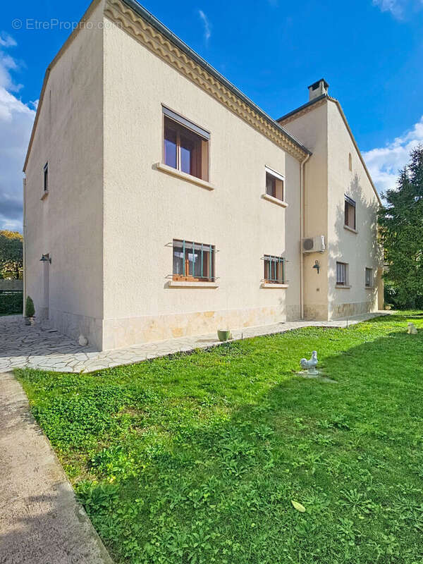 Maison à NIMES