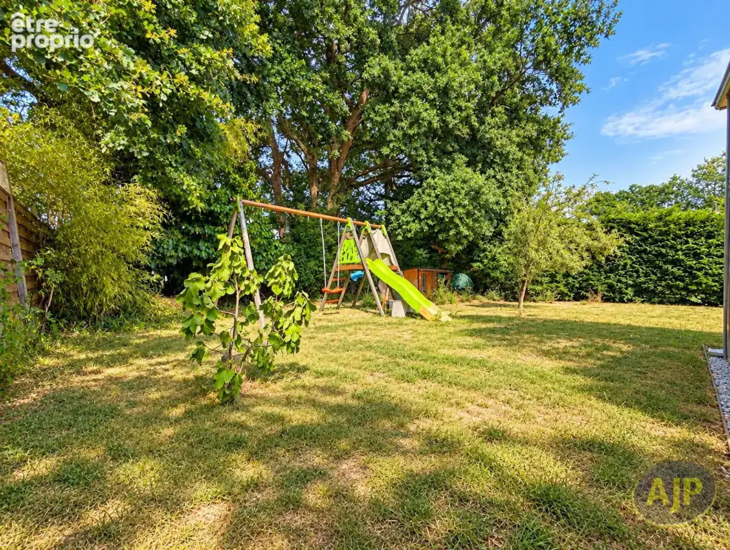 REZÉ - Maison 4 chambres - photo 13