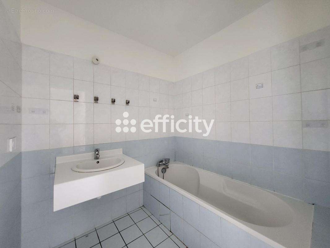 Maison 104 m² à Oullins  - photo 9